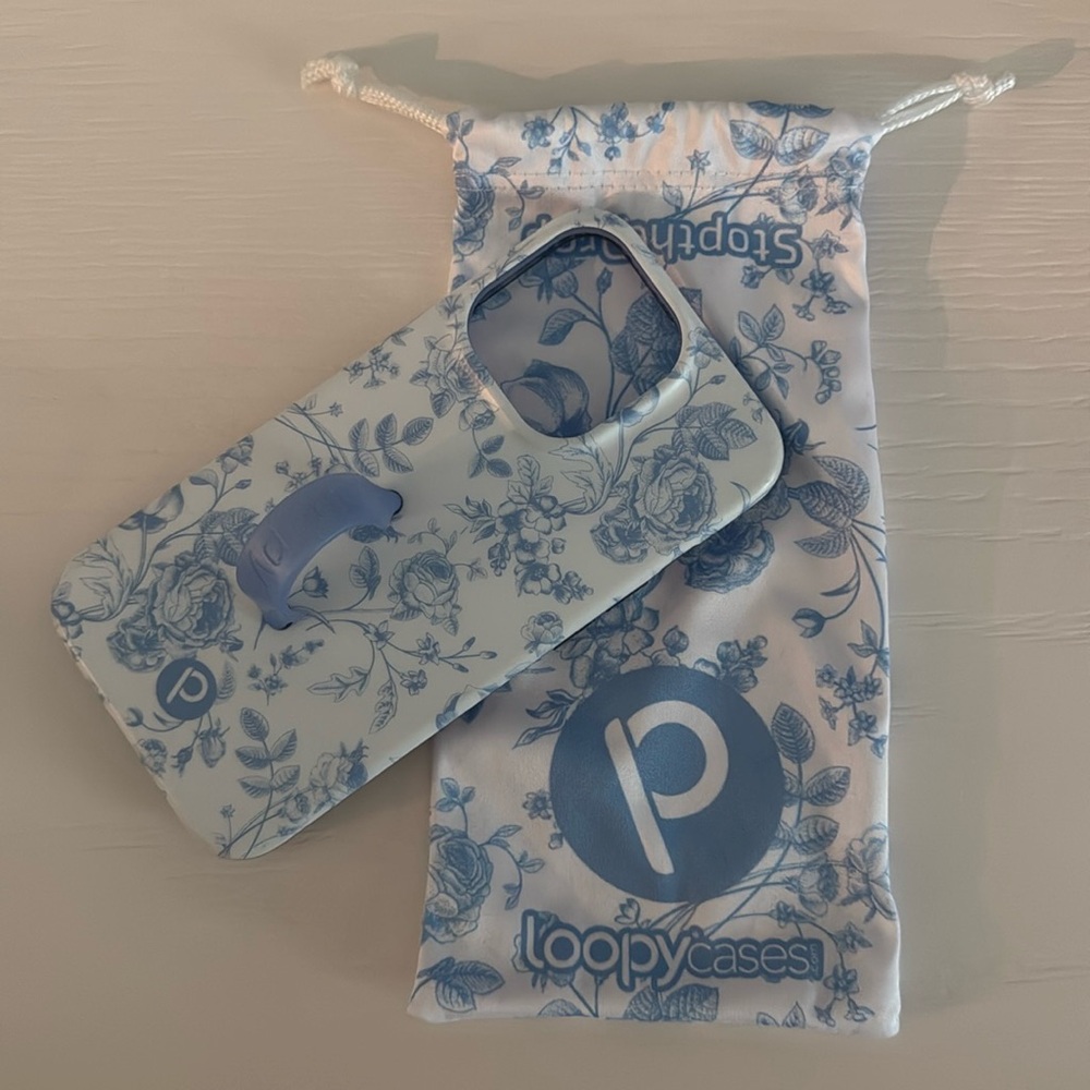 Loopy Case Blue Toile iPhone 13 Pro Case - Righty